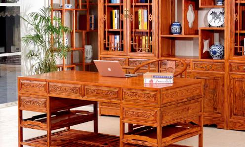 青島城陽(yáng)區(qū)資產(chǎn)管理公司定制辦公桌椅